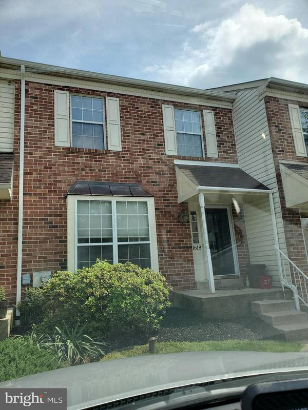 1618 COUNTRYSIDE LN, Norristown, PA 19403