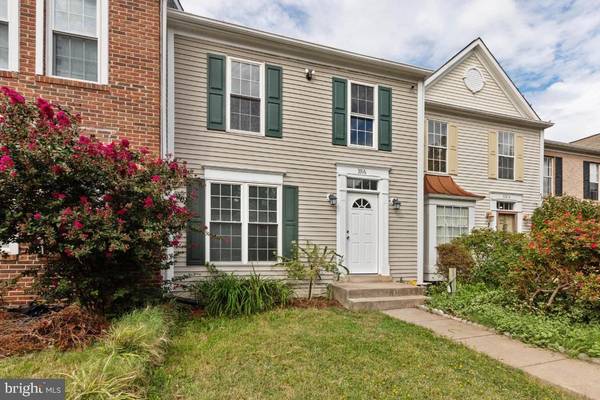 3316 ESQUARRE CT, Woodbridge, VA 22193