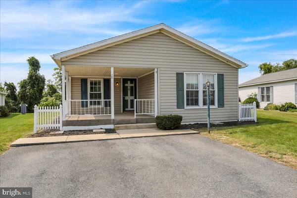 28 WESTVIEW TER, Womelsdorf, PA 19567