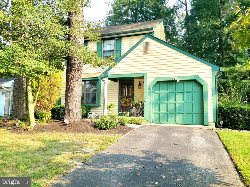 4 FAWN LN, Sicklerville, NJ 08081