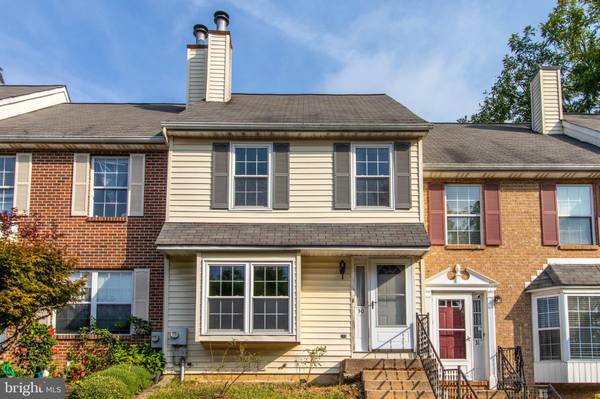 30 TOWNVIEW DR, West Grove, PA 19390