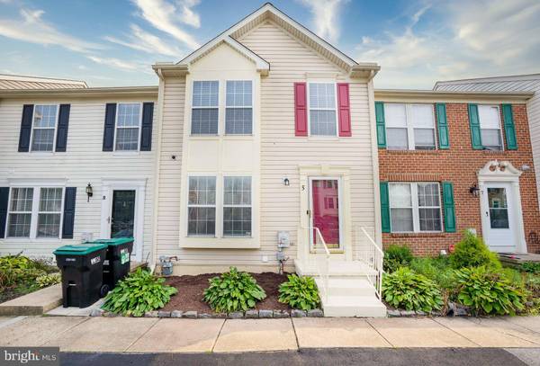 5 E CHRISTINA PL, Newark, DE 19702