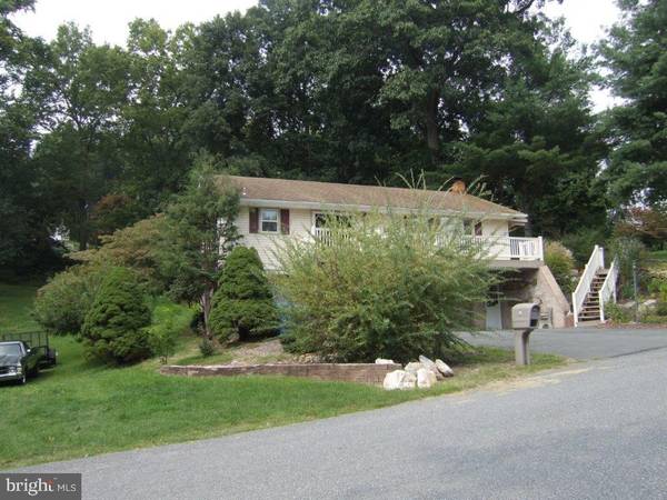 Columbia, PA 17512,538 BETTY LN