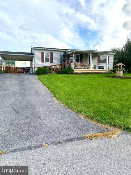 22 TIMOTHY DR, Fleetwood, PA 19522