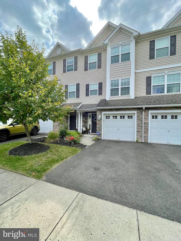 26 LUMBER LN, Mount Ephraim, NJ 08059