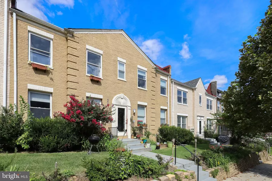 306 TODD PL NE #1, Washington, DC 20002