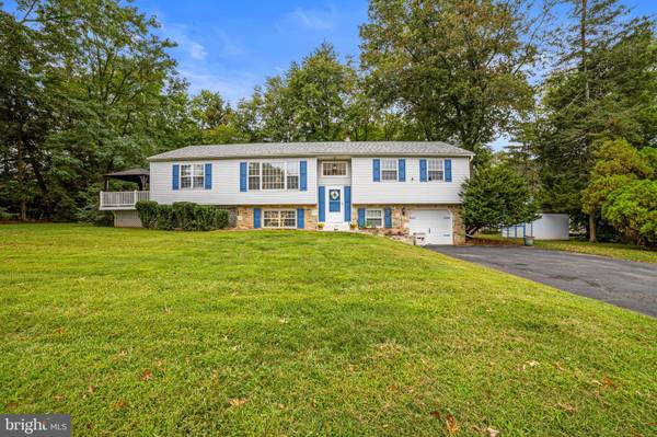 1301 GLEN ECHO DR, Huntingdon Valley, PA 19006