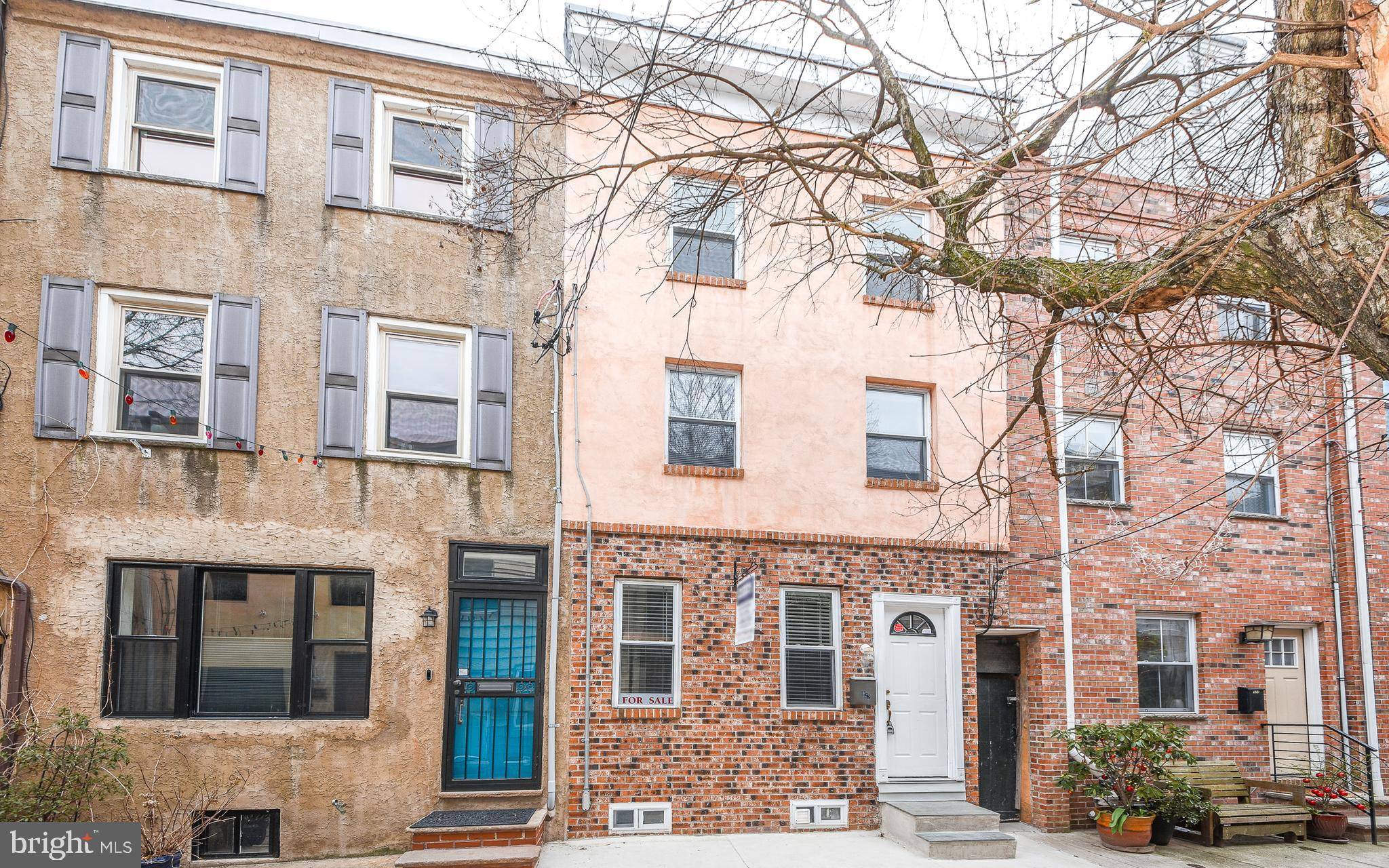 Philadelphia, PA 19147,922 LEAGUE ST