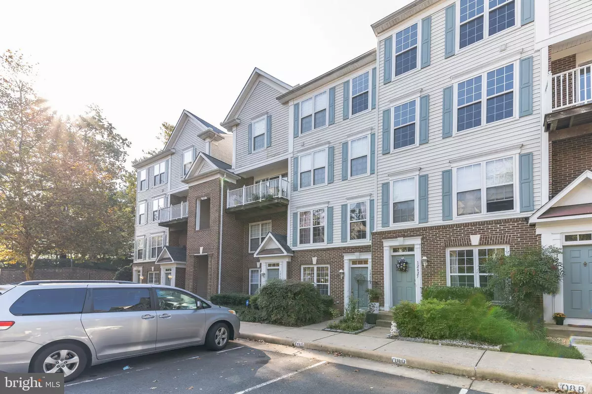 Fairfax, VA 22033,12625 FAIR CREST CT #116