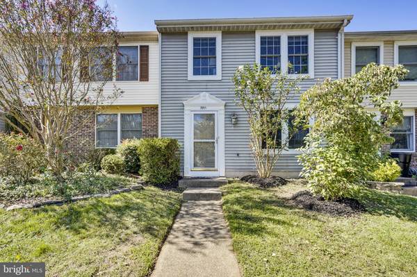 5916 SPRUCE RUN CT, Centreville, VA 20121