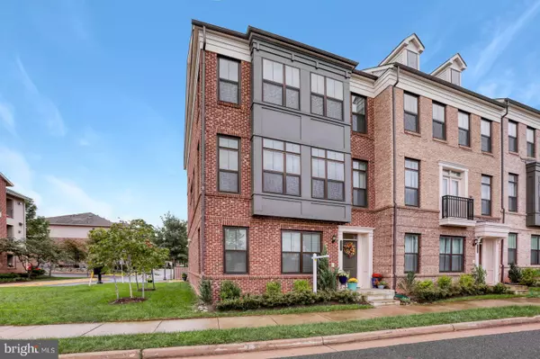 43237 CLARENDON SQ, Ashburn, VA 20148