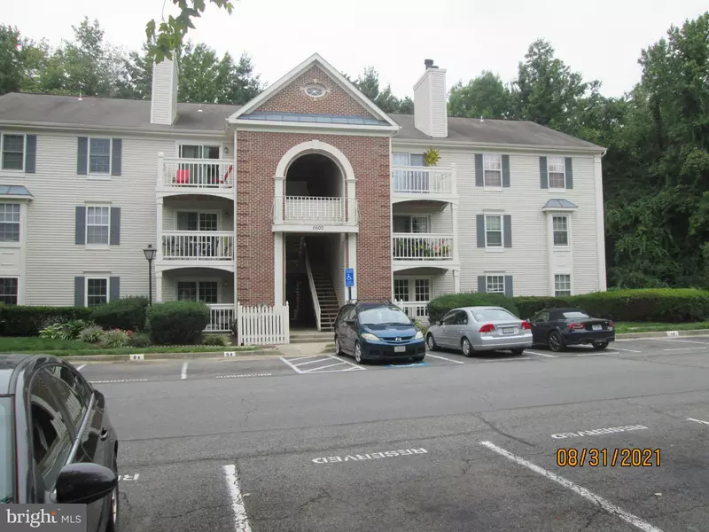 8600 SHADWELL DR #4, Alexandria, VA 22309