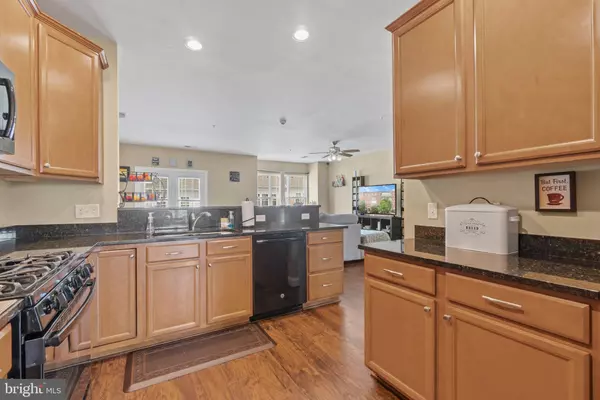 Triangle, VA 22172,4116 POTOMAC HIGHLANDS CIR