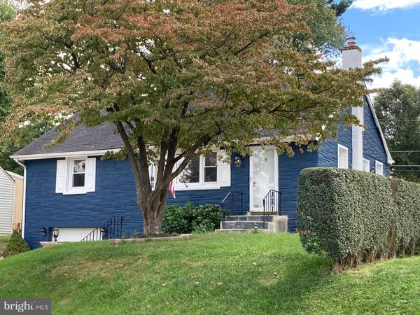 449 WALKER AVE, Langhorne, PA 19047