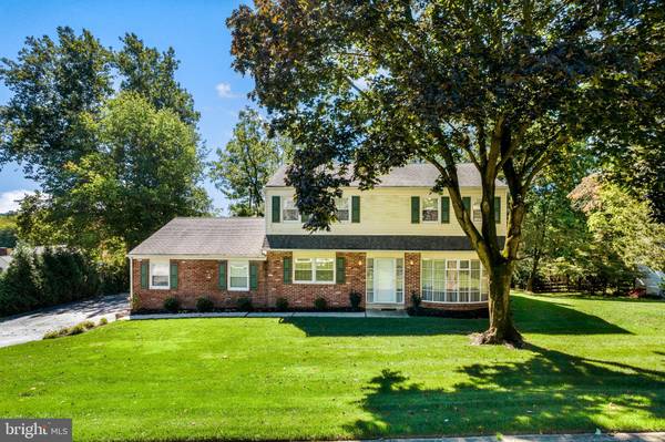 307 BEECHTREE DR, Broomall, PA 19008