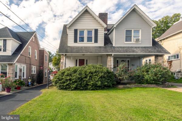 360 LAKEVIEW AVE, Drexel Hill, PA 19026