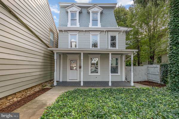 40 E POMFRET ST, Carlisle, PA 17013