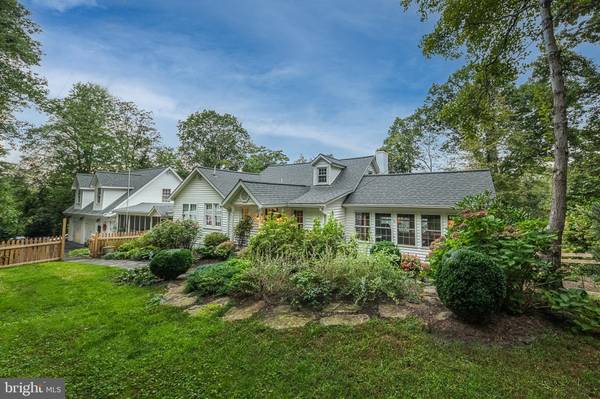 11 GOOD SHEPHERD RD, Bluemont, VA 20135