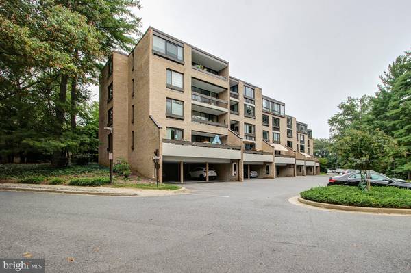 4936 SENTINEL #5-104, Bethesda, MD 20816