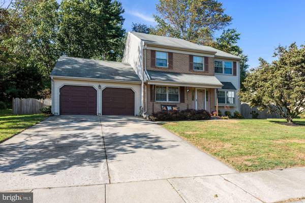 9 STRATFORD LN, Mount Laurel, NJ 08054