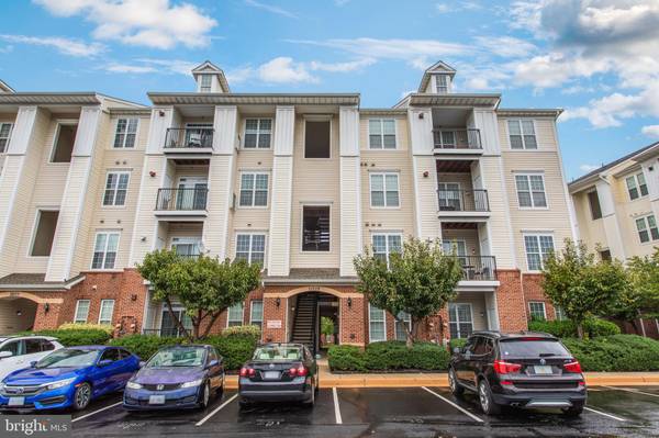 21228 MCFADDEN SQ #111, Sterling, VA 20165