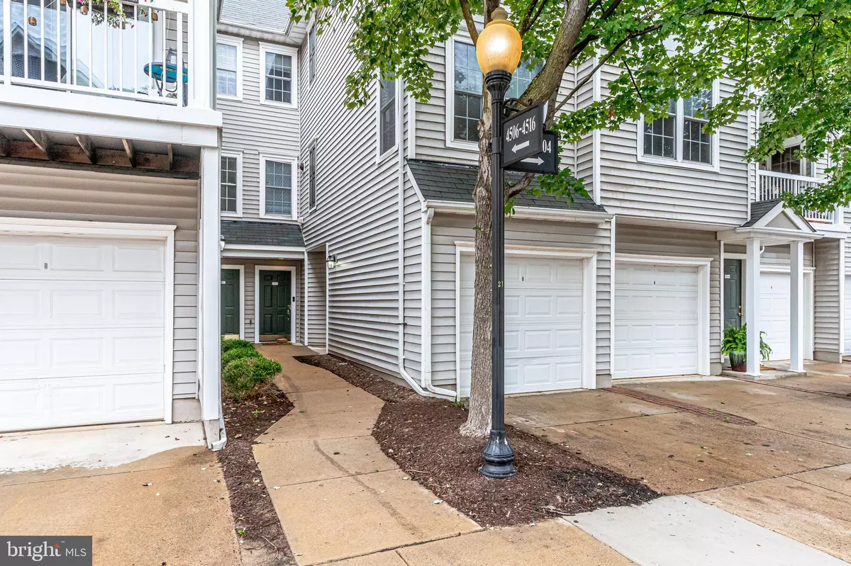 Fairfax, VA 22033,4514 SUPERIOR SQ #4514