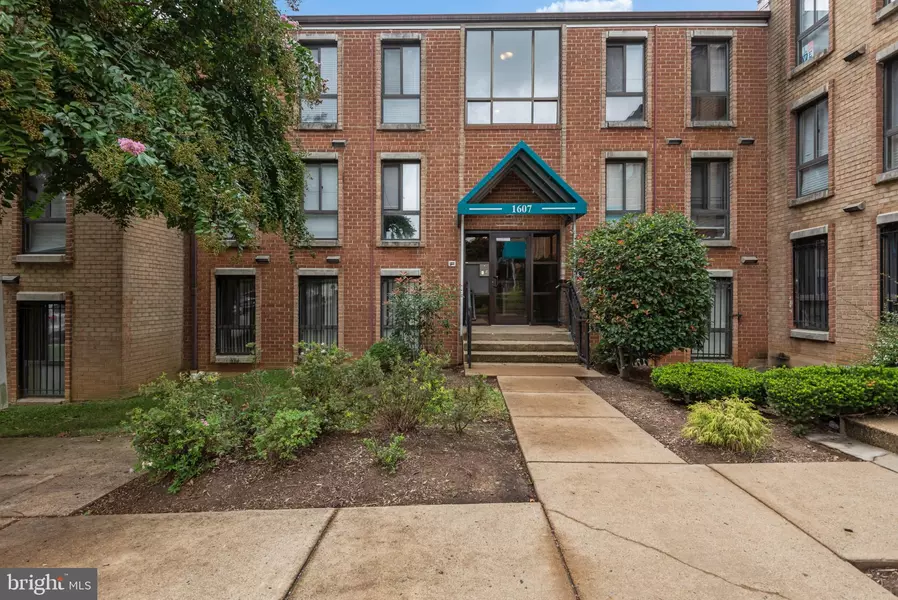 1607 GAINESVILLE ST SE #301, Washington, DC 20020