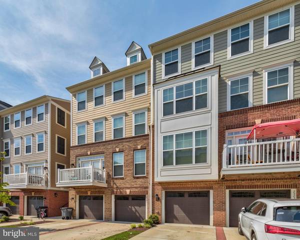 Chantilly, VA 20152,25235 ORCHARD VIEW TER