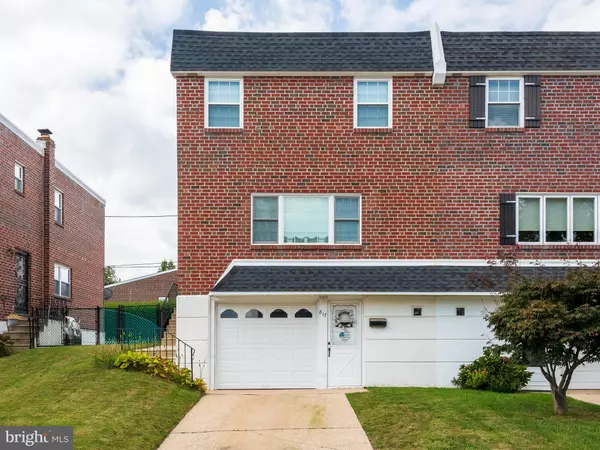 Philadelphia, PA 19128,817 GREEN VALLEY DR