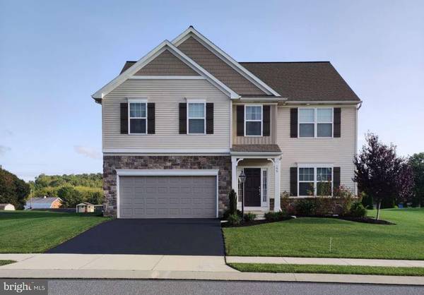 155 OAKEN WAY, Myerstown, PA 17067