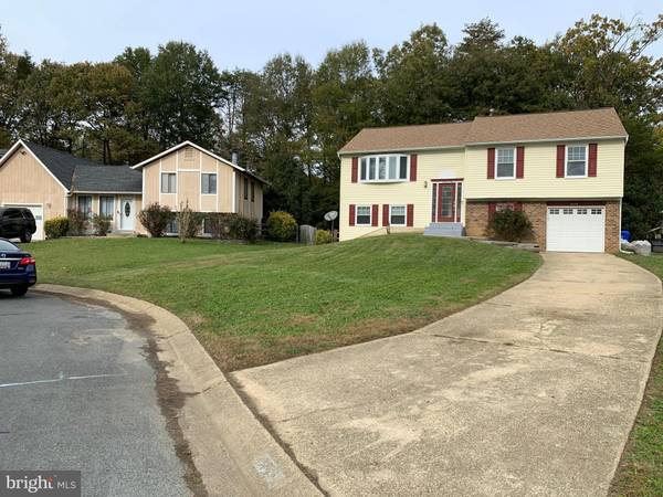 Waldorf, MD 20602,2074 CHARING CROSS CT