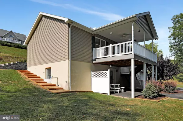 Berkeley Springs, WV 25411,90 WOODBRIER LN