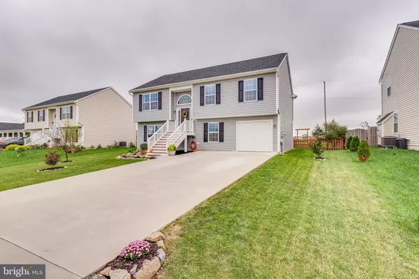 Martinsburg, WV 25405,50 PIPING PLOVER WAY