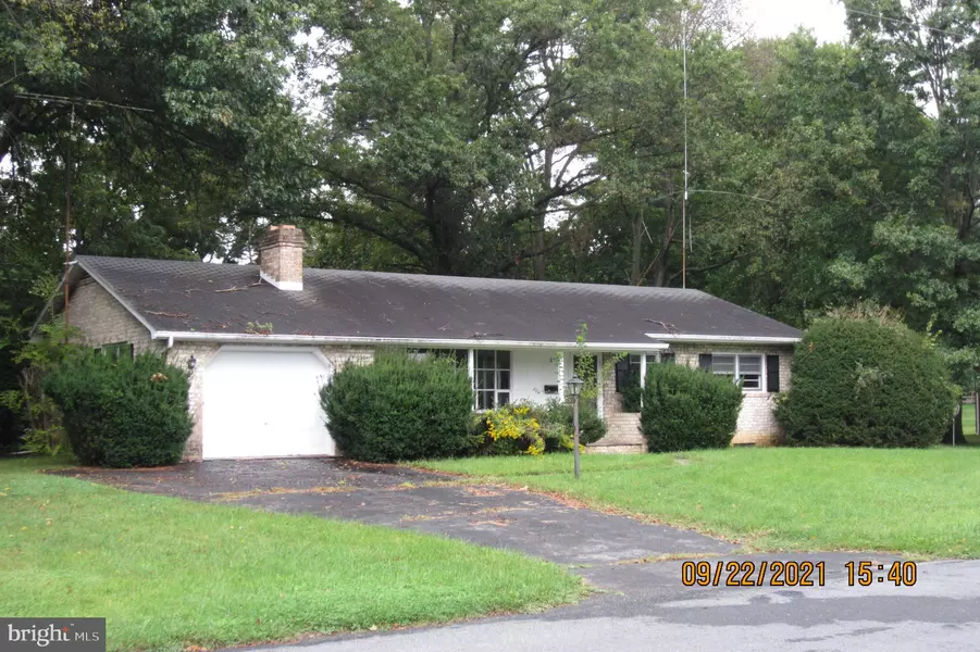 328 BARNETT AVE, Waynesboro, PA 17268