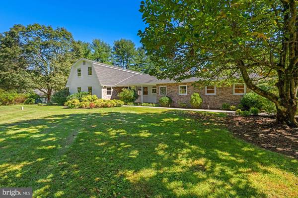 248 PENNINGTON ROCKY HILL RD, Pennington, NJ 08534