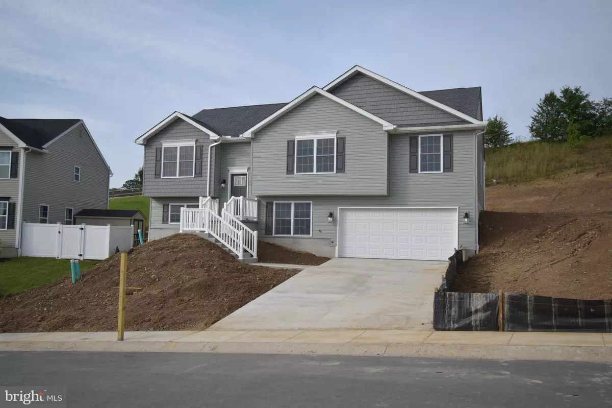 Pine Grove, PA 17963,14 RIDGE VISTA DR