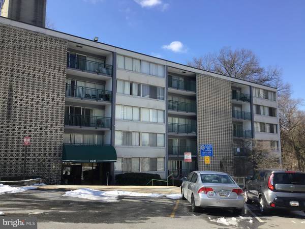 1802 METZEROTT RD #101, Adelphi, MD 20783