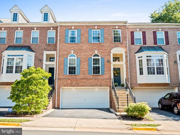 2971 LISMORE LN, Fairfax, VA 22031