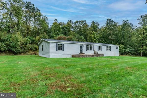 392 FOX HOLLOW RD, Shermans Dale, PA 17090