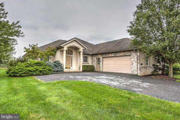 546 BLOSSOM TRL, Mount Joy, PA 17552