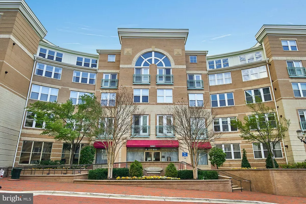 Reston, VA 20190,12001 MARKET ST #330