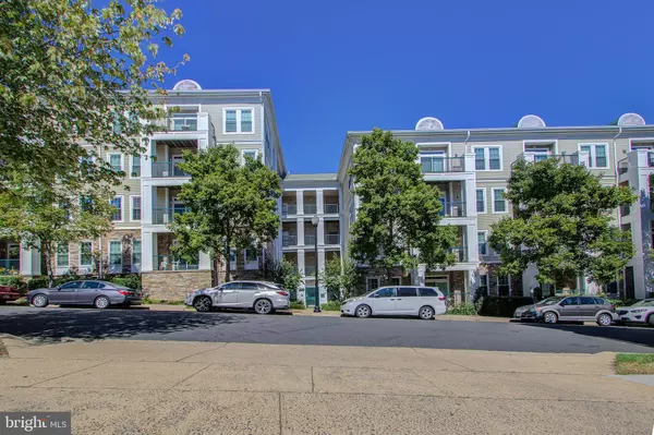 Arlington, VA 22206,2321 25TH ST S #2-111