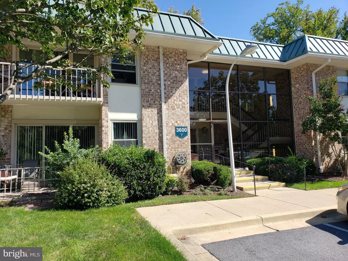 Silver Spring, MD 20906,3600-(01)7-3A GLENEAGLES DR #7-3A