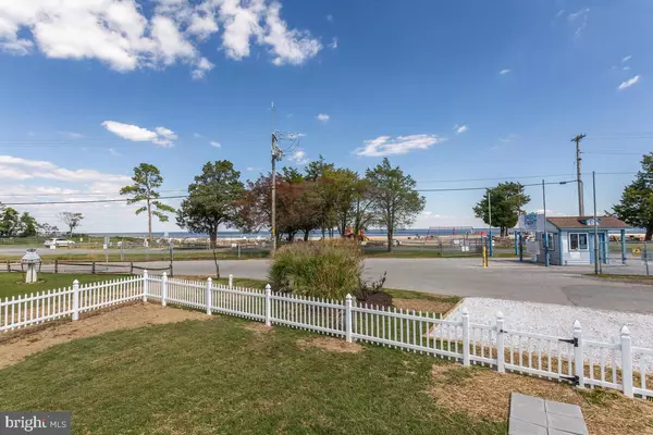 Chesapeake Beach, MD 20732,5229 BREEZY POINT RD