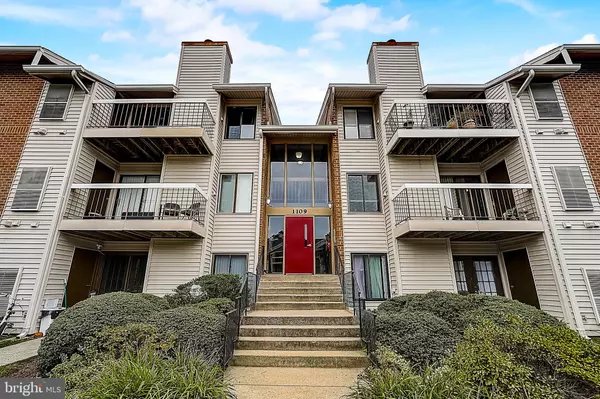 1109 CASTLE HARBOUR #3C, Glen Burnie, MD 21060