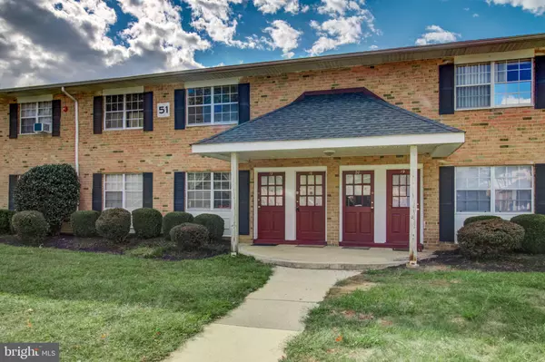 51 GARDEN VIEW TER #18, East Windsor, NJ 08520