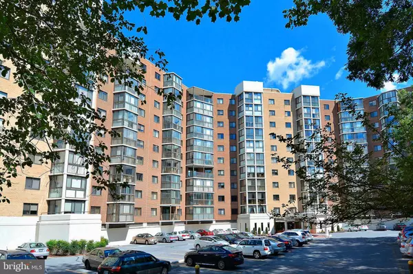 Silver Spring, MD 20906,15107 INTERLACHEN DR #2-718