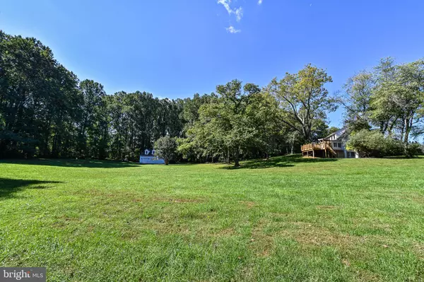 Fairfax Station, VA 22039,11314 HUNTING HORSE DR