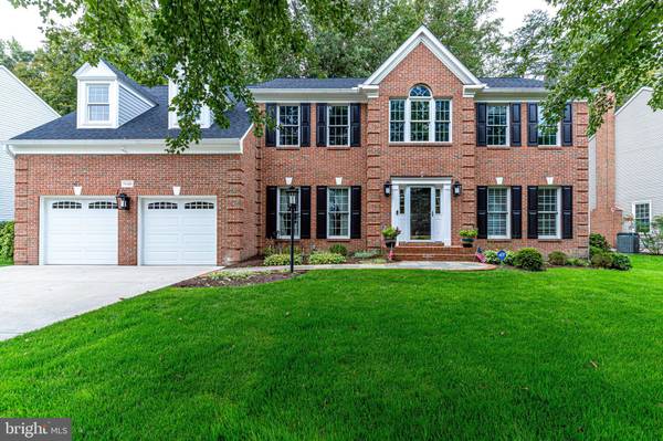 9349 BRAYMORE CIR, Fairfax Station, VA 22039