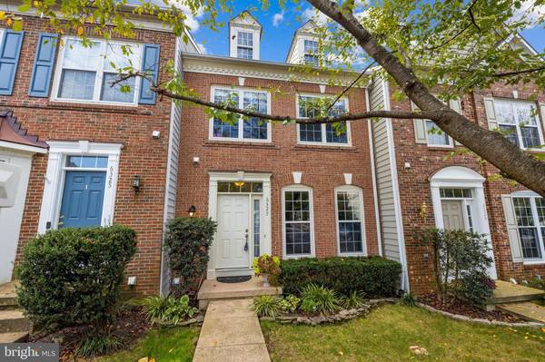 6327 BURGUNDY LEAF LN, Alexandria, VA 22312